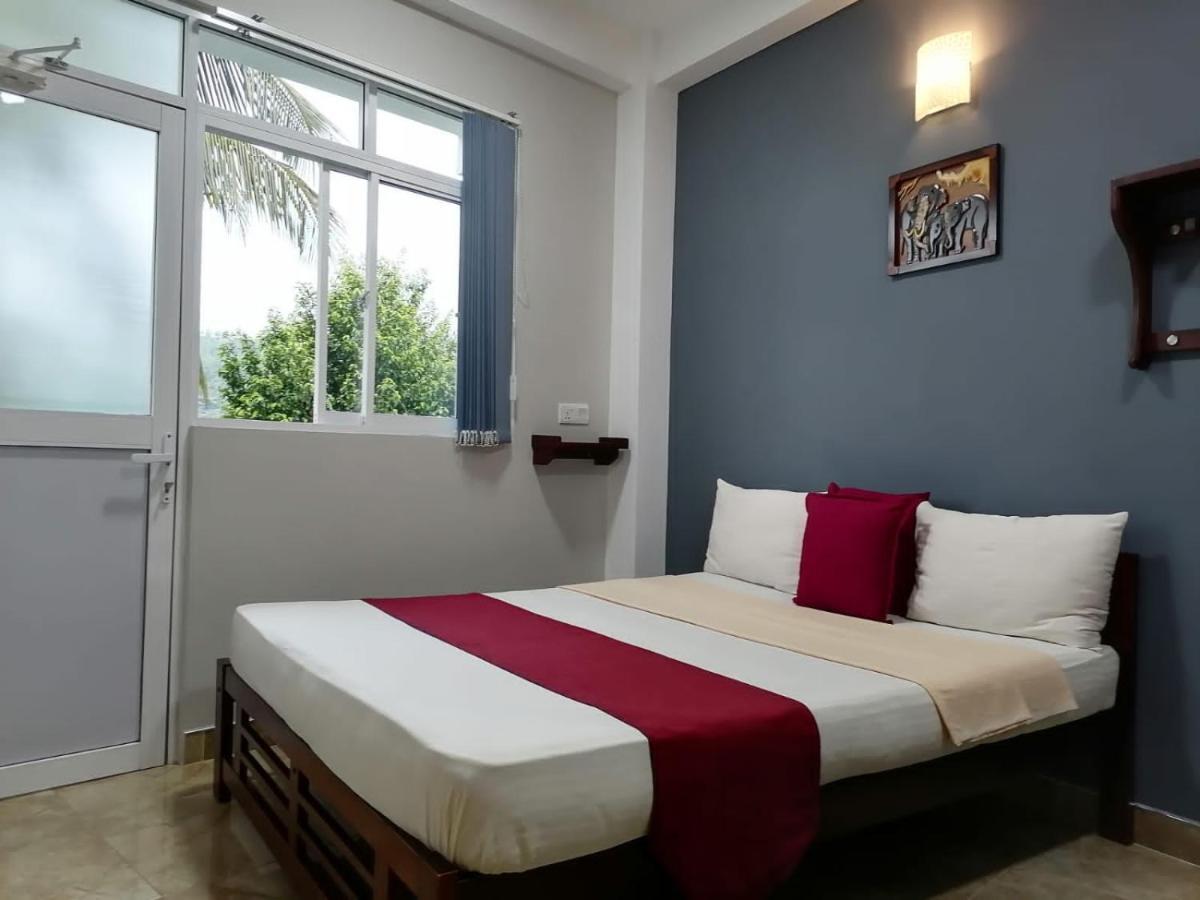 Mountain View Apartment แคนดี้ ภายนอก รูปภาพ