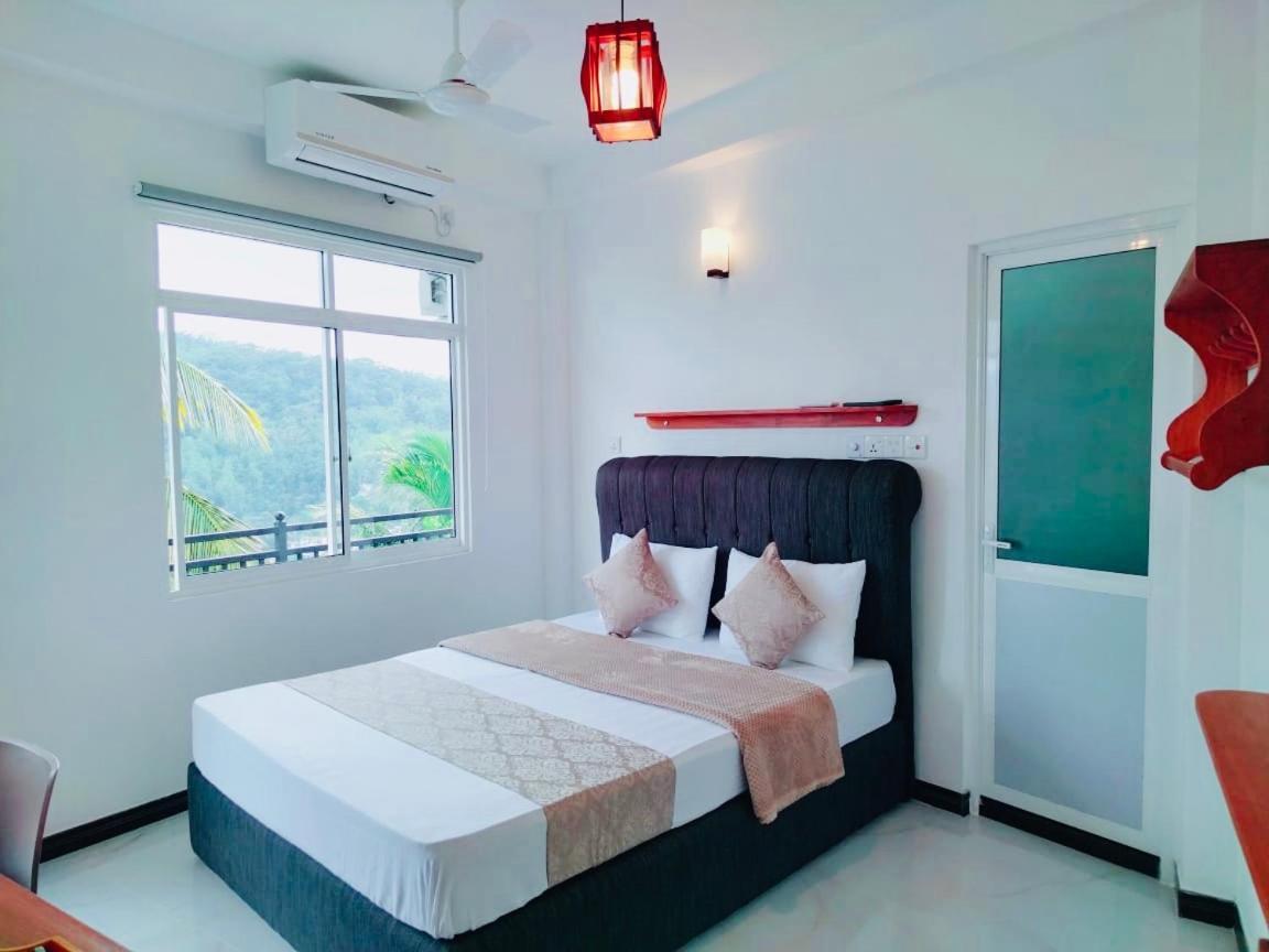 Mountain View Apartment แคนดี้ ภายนอก รูปภาพ
