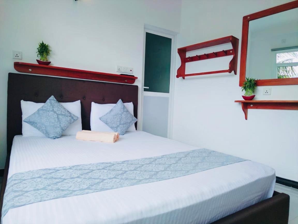 Mountain View Apartment แคนดี้ ภายนอก รูปภาพ