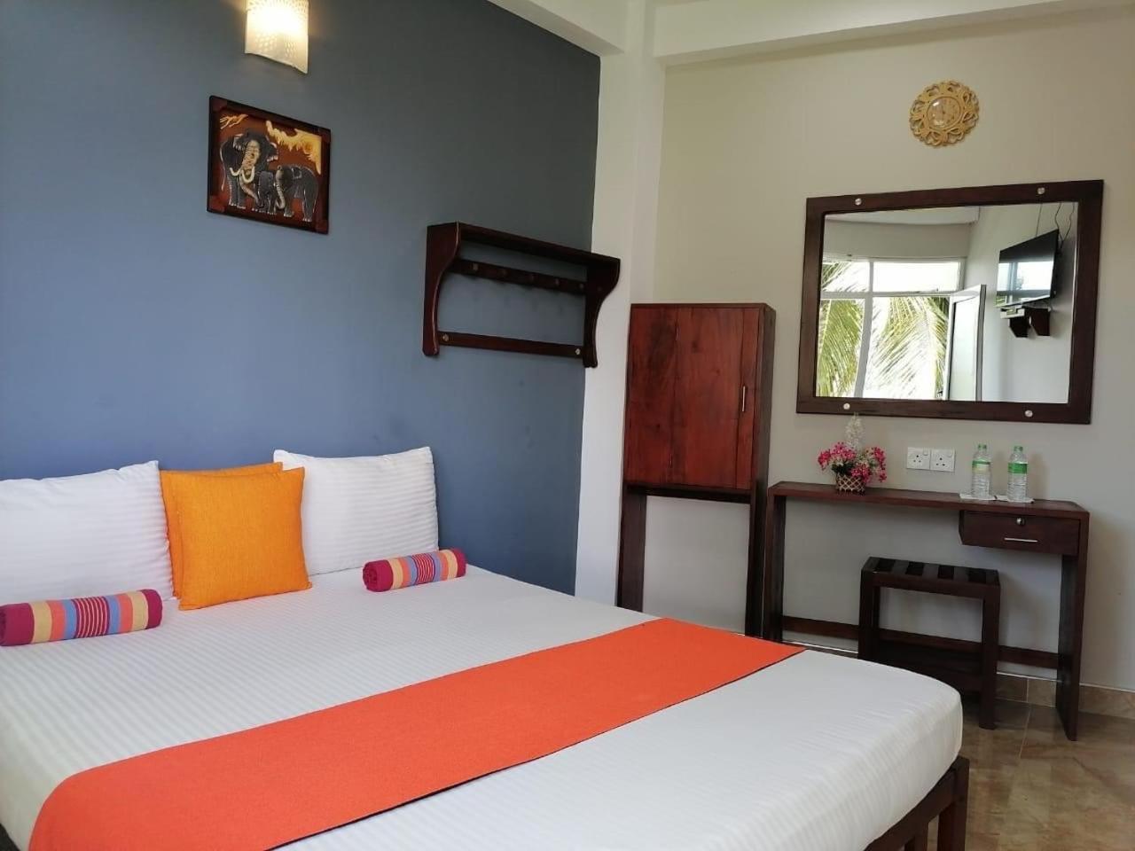Mountain View Apartment แคนดี้ ภายนอก รูปภาพ